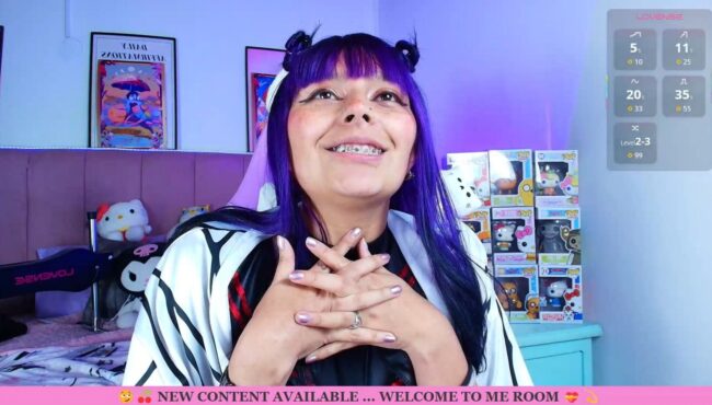 Marcy_neko Shows Off Her Shinobu Style