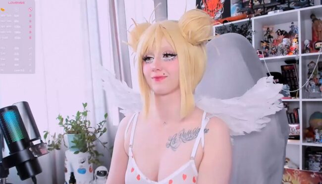 Ohclementinee Is A Cute Valentine's Cupid