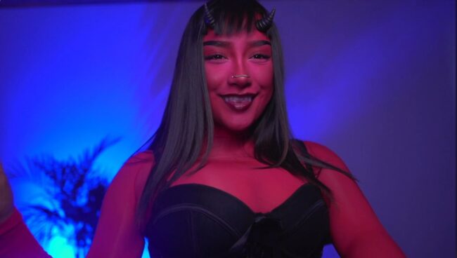 Ne_Fertari Is A Stunning Valentine's Day Devil