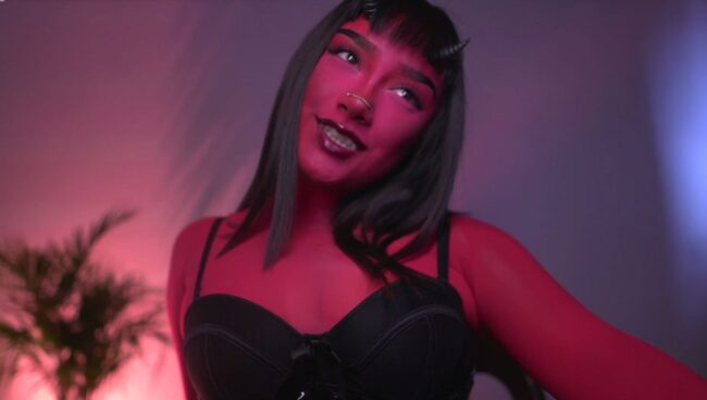 Ne_Fertari Is A Stunning Valentine's Day Devil