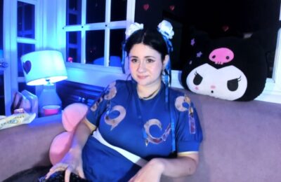 Harimoon's Adorable Chun-Li Cosplay Show