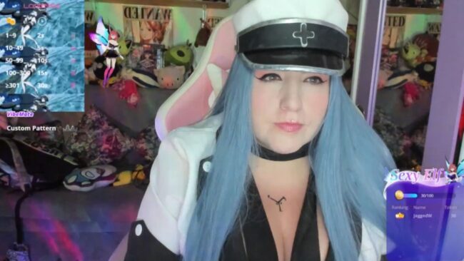 Cannddyy_new Takes Command Of Her Cosplay Show As Esdeath