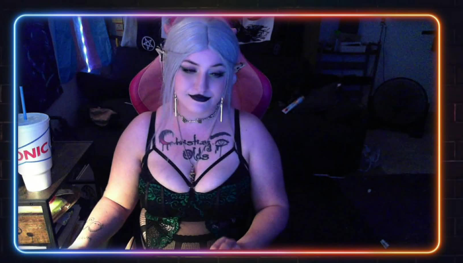 Jaceythewhorror Is Blessing The Woods With Her Elvish Magic