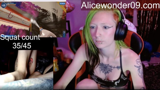 Alicewonder09 Powerwashes The Subway