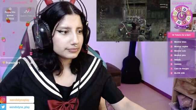 Lorelain_ Uses Her Survival Skills To Not Be Dead By Daylight