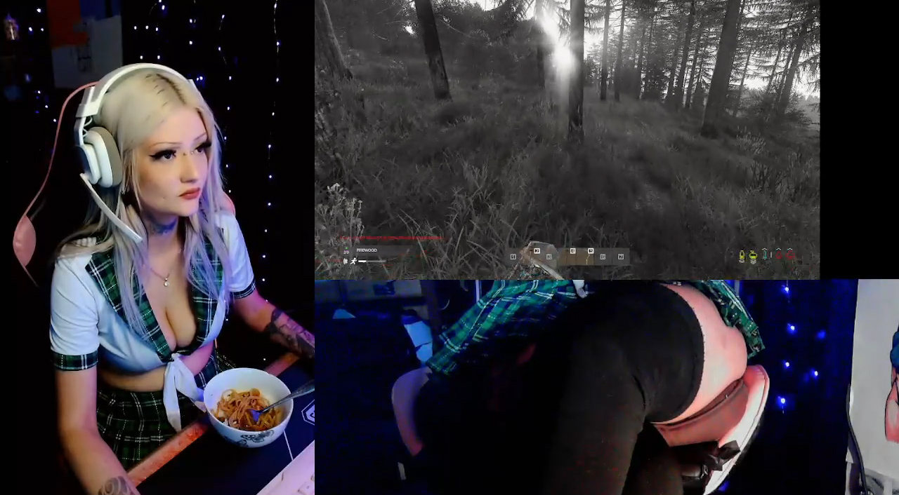 Sexy Schoolgirl BADDOLL Gathers Resources In DayZ