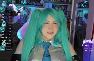 Cannddyy_new Puts On A Cosplay Performance As Hatsune Miku