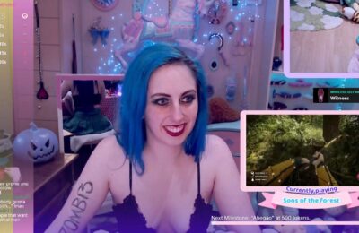 Spell_slot Cuts Down Some Trees In Sons Of The Forest