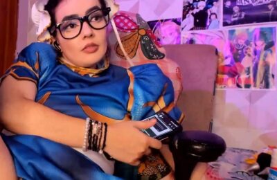 Twiggy_sweett Serves Cute Bad-Assery As Chun-Li