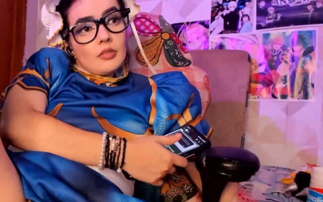 Twiggy_sweett Serves Cute Bad-Assery As Chun-Li