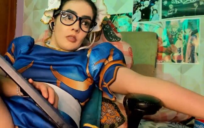 Twiggy_sweett Serves Cute Bad-Assery As Chun-Li