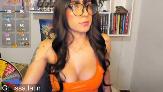 Issa_latin's Curiously Cute Velma Cosplay Show