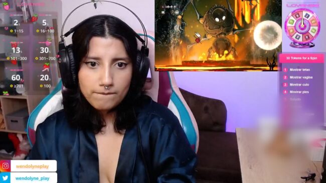 Lorelain_ Takes On Some Tough Enemies In Hollow Knight: Silksong