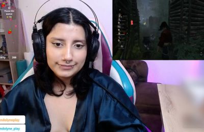 Lorelain_ Gets Hooked On Dead By Daylight