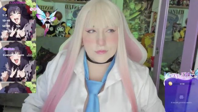 Cannddyy_new Cosplays As The Cosplayer In Chief