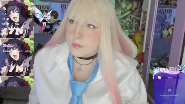 Cannddyy_new Cosplays As The Cosplayer In Chief