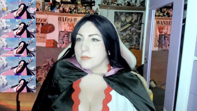 Meet Pirate Empress Cannddyy_new