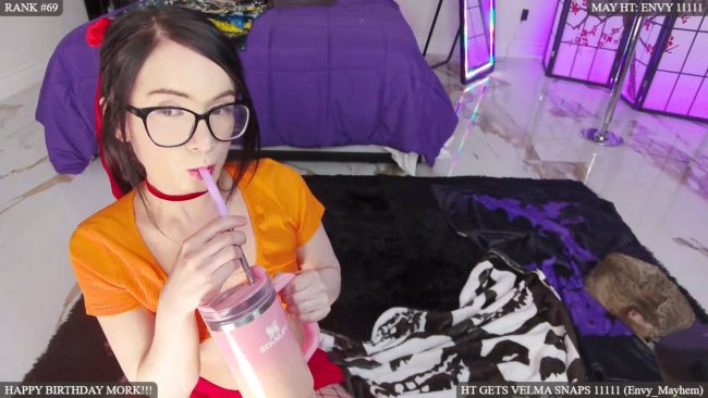 MollyMayhem Joins Mystery Inc As Velma