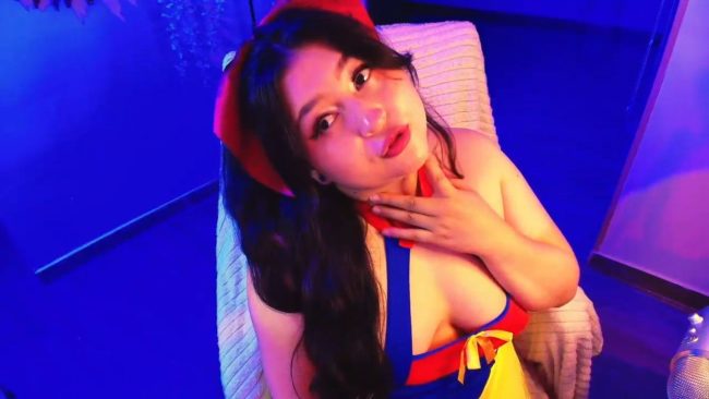 A Snow White Fairy Tale With Lenasweetx