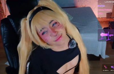 Emmanakamura Shows Off Her Shinobi Style