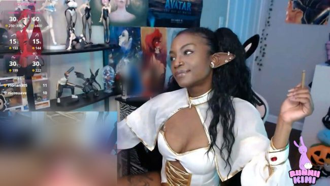 Bunnii_Kimi Shows Off Her Magical Frieren Cosplay