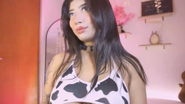 Lilithwhite Looks A-Moo-Zing