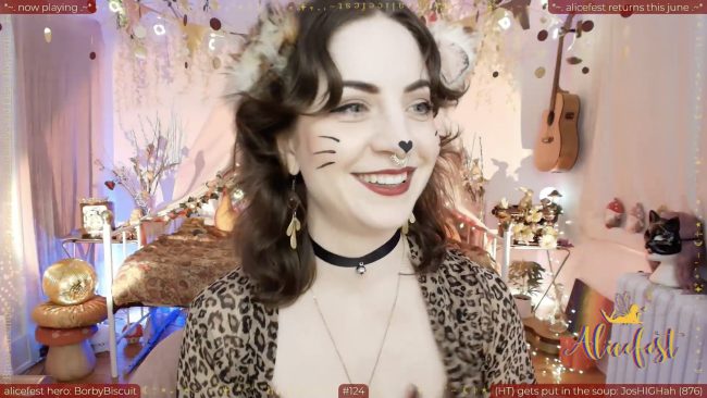 Aliceisonfire’s Alicest Is Meowtastic