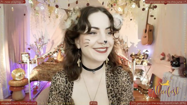 Aliceisonfire’s Alicest Is Meowtastic