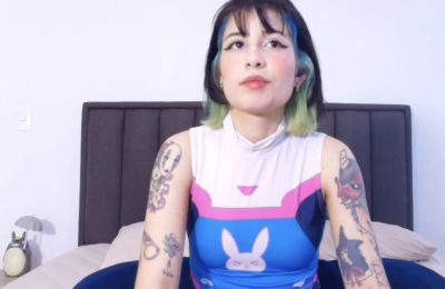 Miyuyoshikawa Perfects Her D.Va