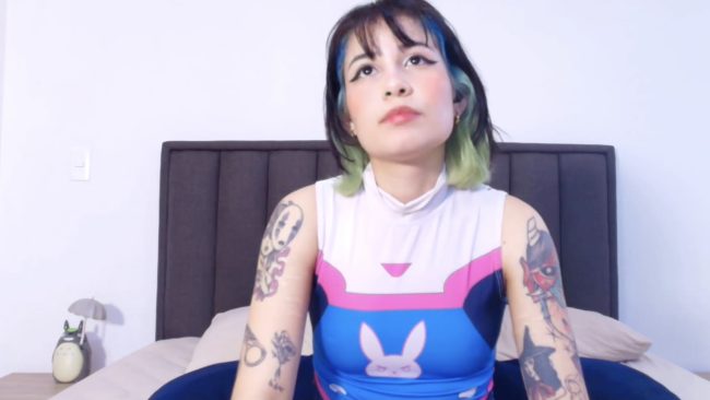 Miyuyoshikawa Perfects Her D.Va