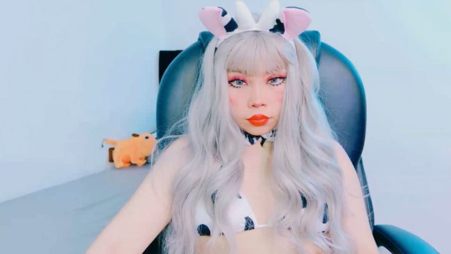 Miss_Hari Shows Off Her Cowgirl Style