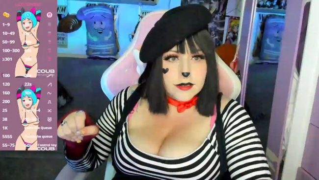 Cannddyy_new Is Miming Around As BonBon