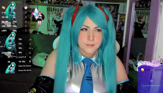 Cannddyy_new Shows Off Her Vocaloid Style