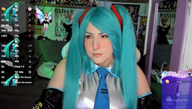 Cannddyy_new Shows Off Her Vocaloid Style