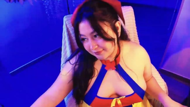 Lenasweetx Is The Fairest Of Them All