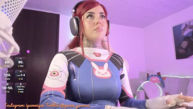 RAVEN_SAKURA Transforms Into D.Va