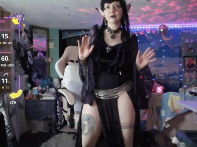 An Elvish NerdySuccubi