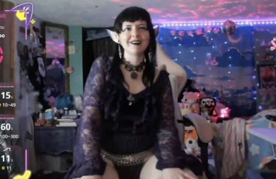 An Elvish NerdySuccubi