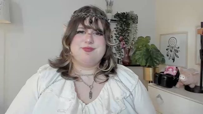 OpheliaLush Makes Elven Magic