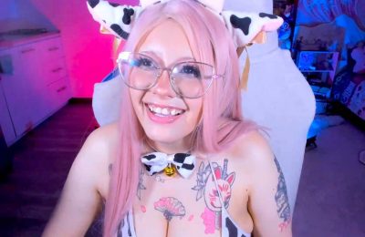 AlysaRomanova's A-Moo-Zing Cosplay Show