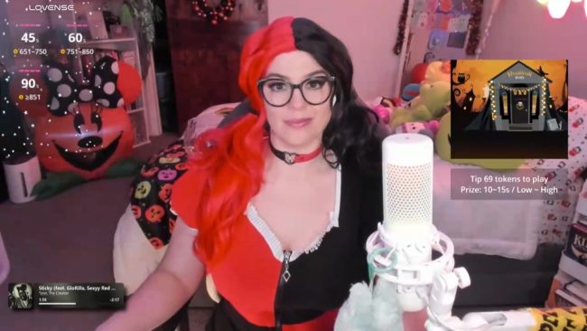 PlutoPrincess Is A Fantabulous Harley Quinn