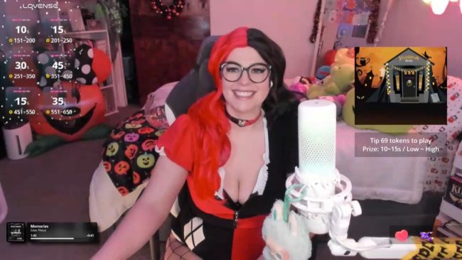 PlutoPrincess Is A Fantabulous Harley Quinn