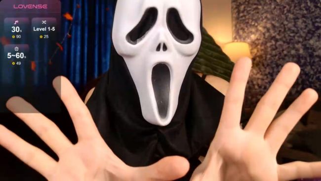 MisssMiaMur Has A Bit Of A Scream