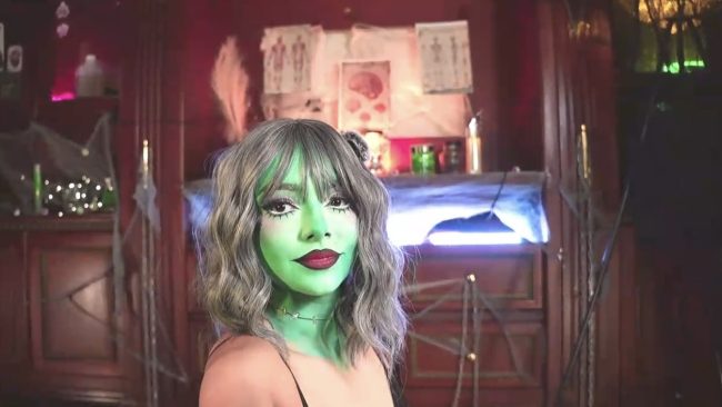 An Undead Of The NaomiSainz Kind