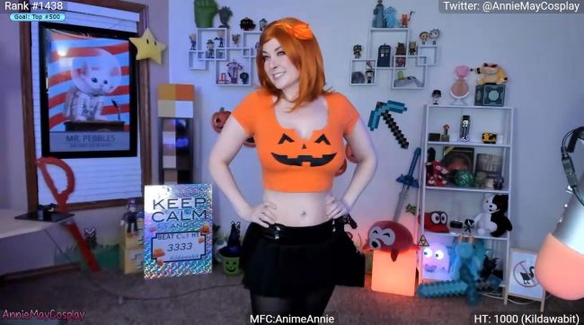 AnimeAnnie Brightens Up The Halloween Season As A Jack-o'-lantern